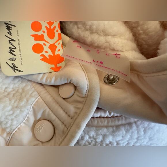 NEW FREE PEOPLE x HATCH MEDIUM Hit The Slopes Fleece Jacket ~ L - Picture 8 of 9